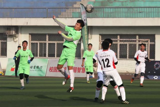北京男篮主场击败广东，迎来赛季首胜